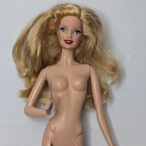 Nude Model Muse Barbie Doll Holiday Christmas 2014 Mattel Blonde